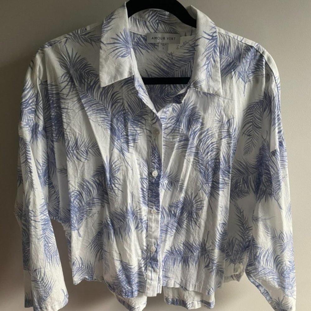 Amour Vert Tropical Button Down